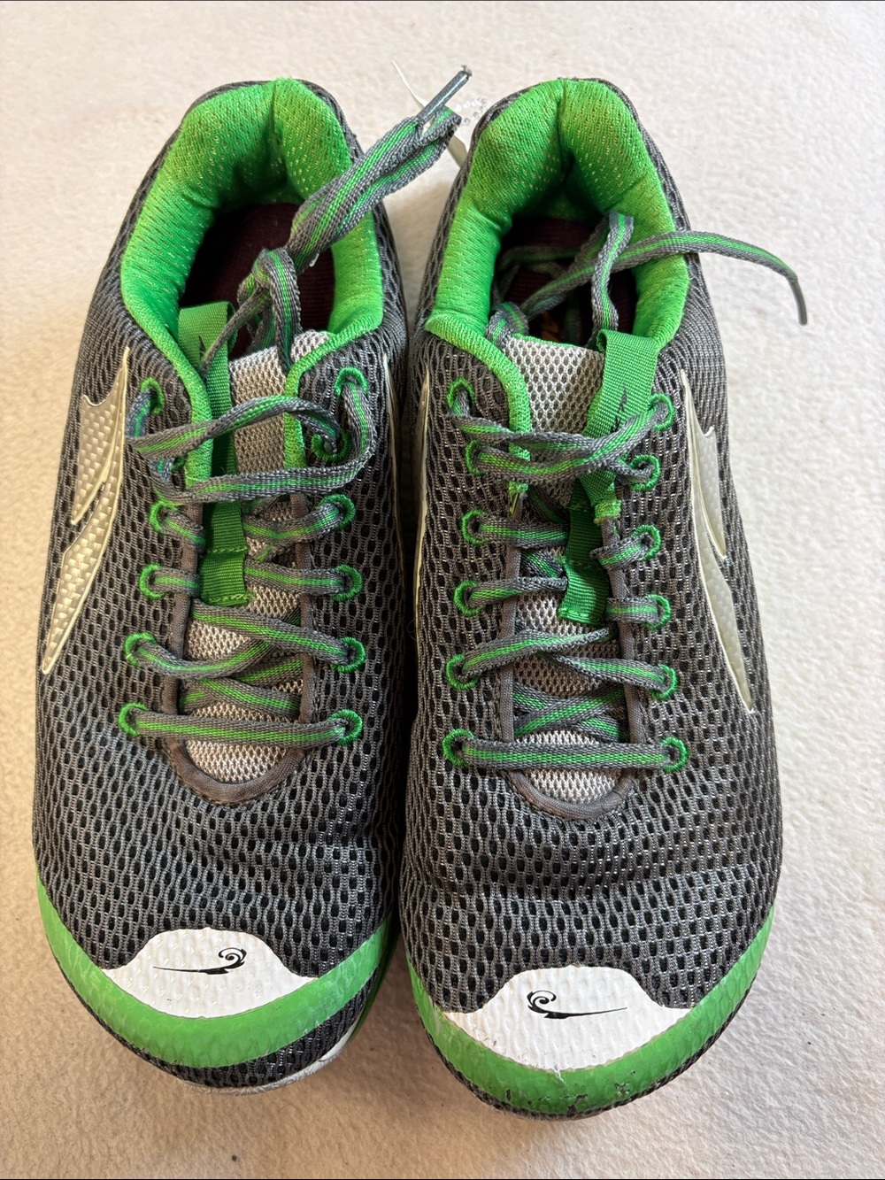 Altra Gray and Green Women's Athletic Running Shoes